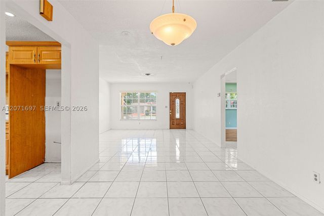 4700 NW 41st Pl, Lauderdale Lakes, FL 33319