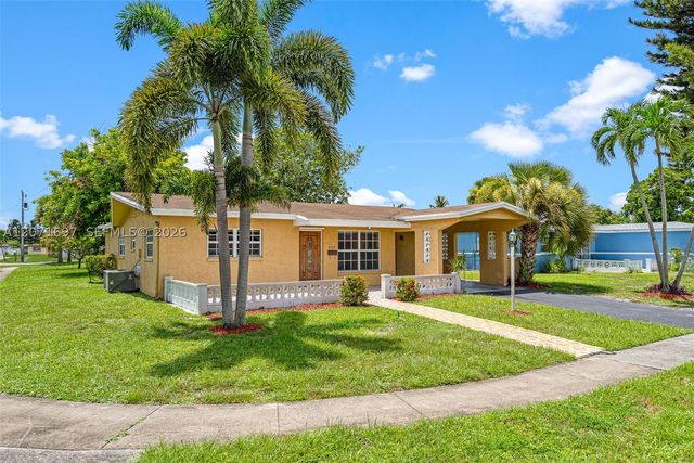 4700 NW 41st Pl, Lauderdale Lakes, FL 33319