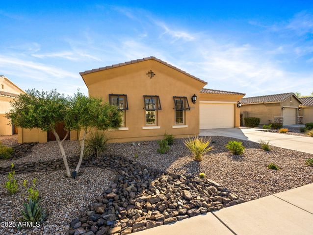 18191 W DESERT SAGE Drive, Goodyear, AZ 85338