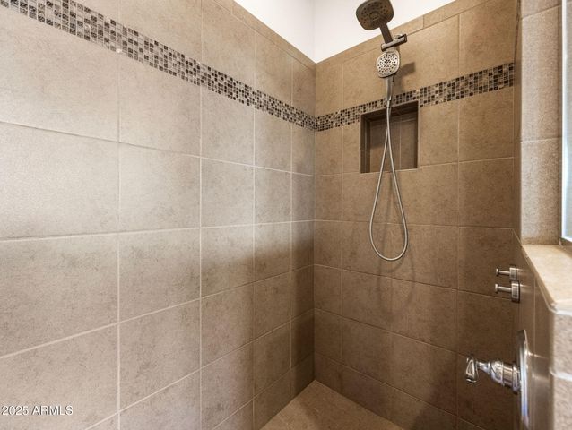 18191 W DESERT SAGE Drive, Goodyear, AZ 85338