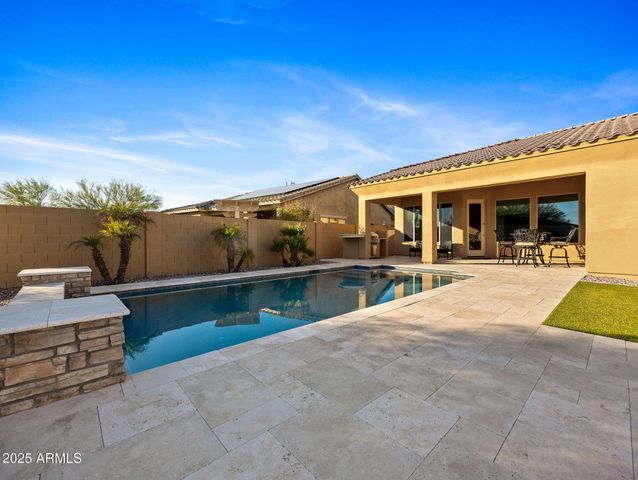 18191 W DESERT SAGE Drive, Goodyear, AZ 85338