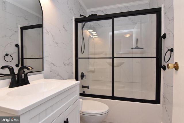 521 W LOCUST ST, Seaford, DE 19973