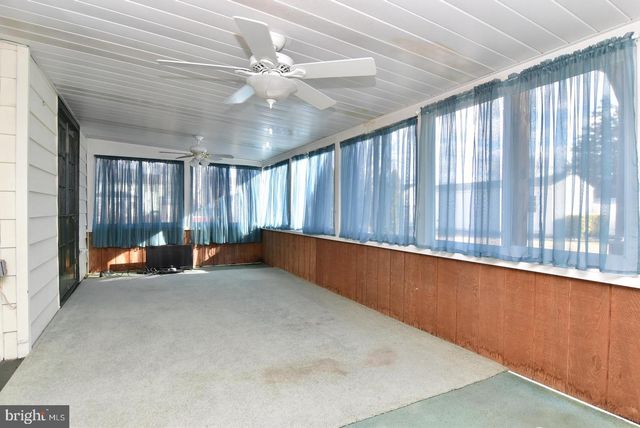 521 W LOCUST ST, Seaford, DE 19973