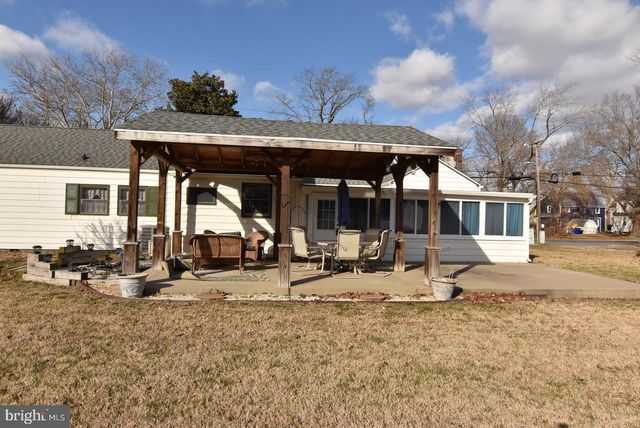 521 W LOCUST ST, Seaford, DE 19973