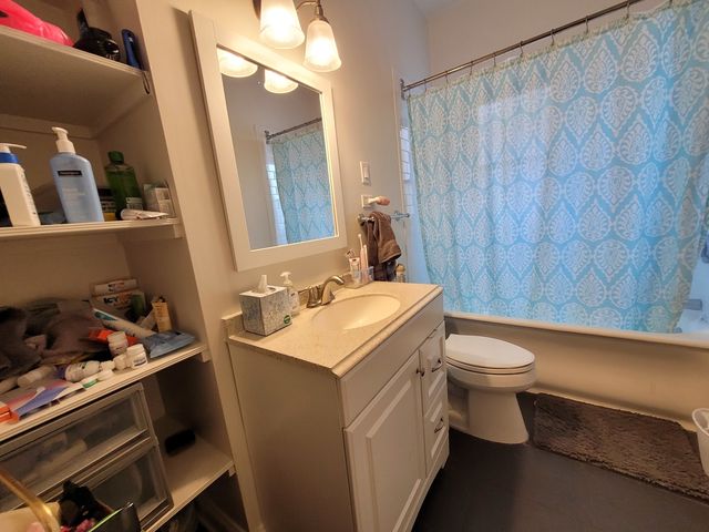 6757 N Sheridan Road 3S, Chicago, IL 60626