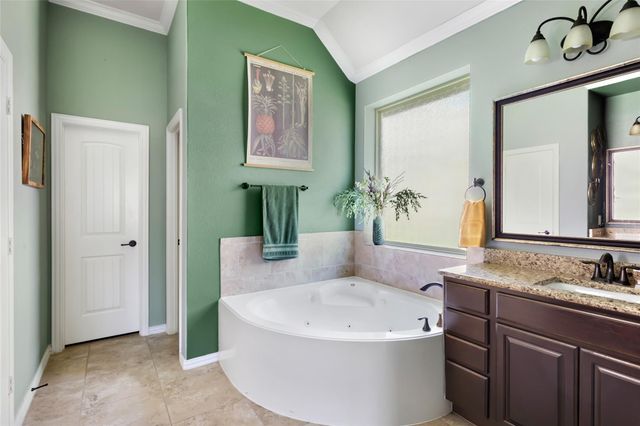 17222 Lowell Lake Lane, Humble, TX 77346