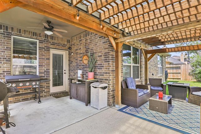 17222 Lowell Lake Lane, Humble, TX 77346