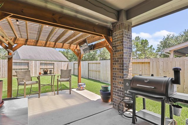 17222 Lowell Lake Lane, Humble, TX 77346