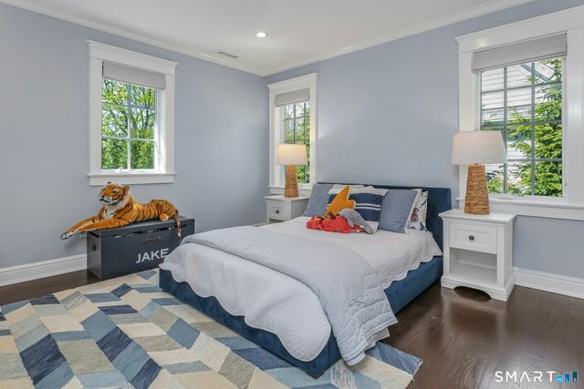 44 Maple Street, Darien, CT 06820