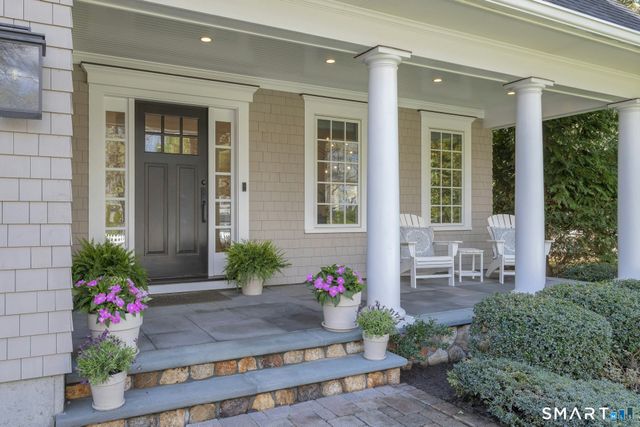 44 Maple Street, Darien, CT 06820