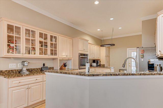 184 Savannah Drive, Mccormick, SC 29835