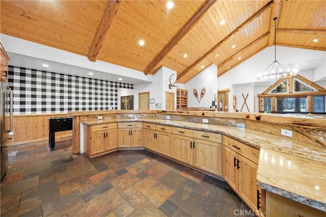 42364 Heavenly Valley, Big Bear Lake, CA 92315