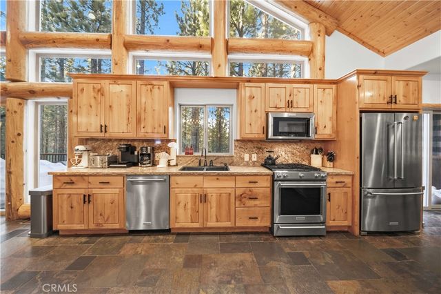 42364 Heavenly Valley, Big Bear Lake, CA 92315