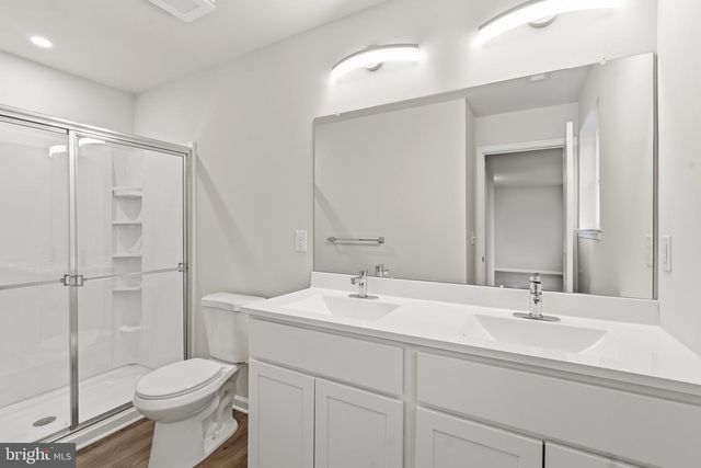 105 W WASHINGTON AVE, Magnolia, NJ 08049