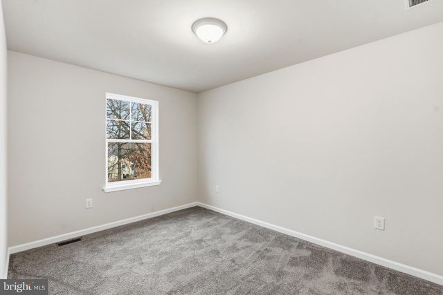 105 W WASHINGTON AVE, Magnolia, NJ 08049