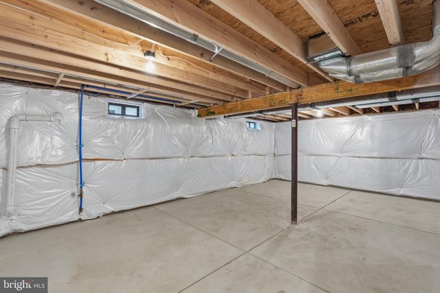 105 W WASHINGTON AVE, Magnolia, NJ 08049