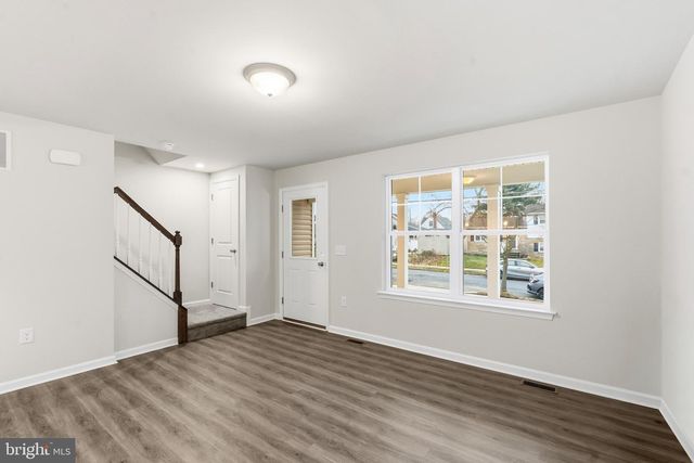 105 W WASHINGTON AVE, Magnolia, NJ 08049