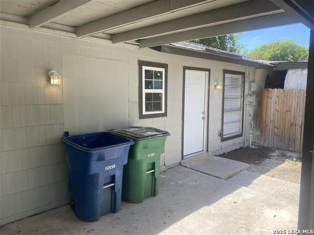 5514 Little Creek, San Antonio, TX 78242