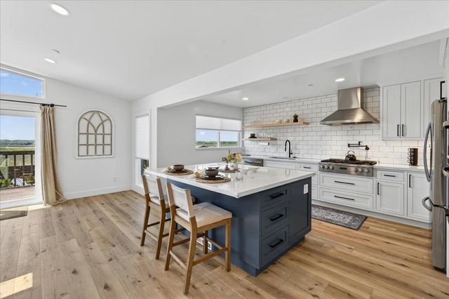 8506 Laguna Place, Moss Landing, CA 95039