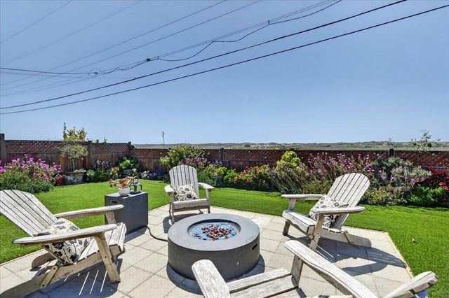 8506 Laguna Place, Moss Landing, CA 95039