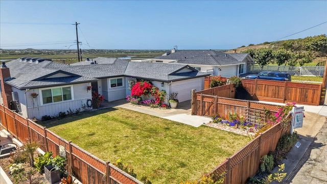 8506 Laguna Place, Moss Landing, CA 95039