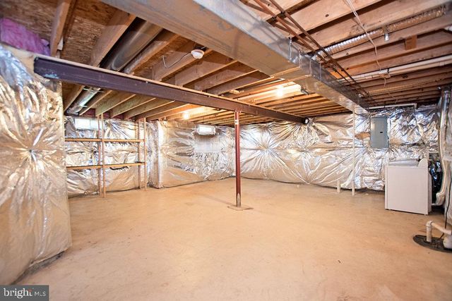 10558 CROOKED BRANCH CT, Manassas, VA 20112