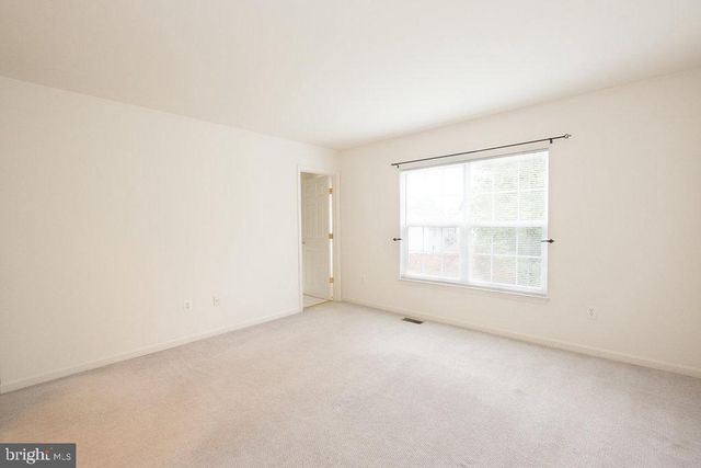 10558 CROOKED BRANCH CT, Manassas, VA 20112