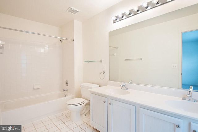 10558 CROOKED BRANCH CT, Manassas, VA 20112