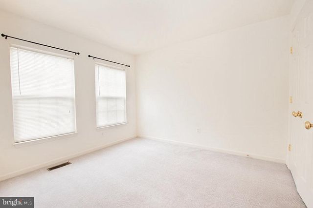 10558 CROOKED BRANCH CT, Manassas, VA 20112