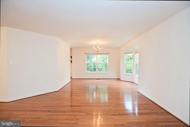 10558 CROOKED BRANCH CT, Manassas, VA 20112