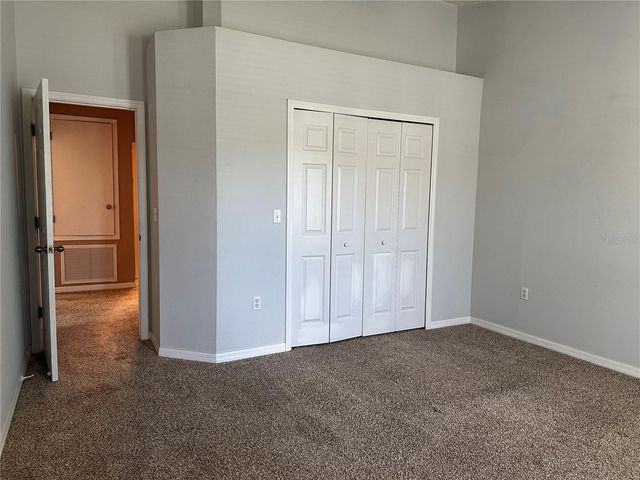 628 51ST AVENUE N, St Petersburg, FL 33703