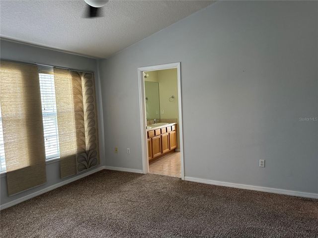 628 51ST AVENUE N, St Petersburg, FL 33703