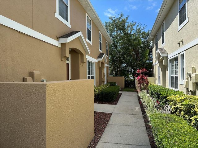 628 51ST AVENUE N, St Petersburg, FL 33703