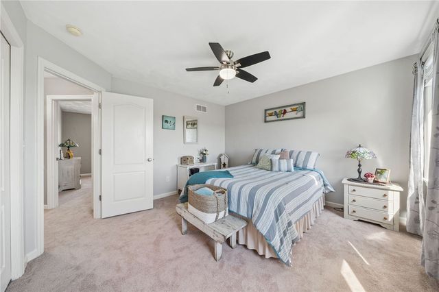 670 Meadowbrook Rd, Penn Twp, PA 15085