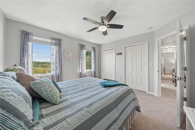 670 Meadowbrook Rd, Penn Twp, PA 15085