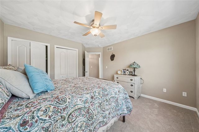 670 Meadowbrook Rd, Penn Twp, PA 15085