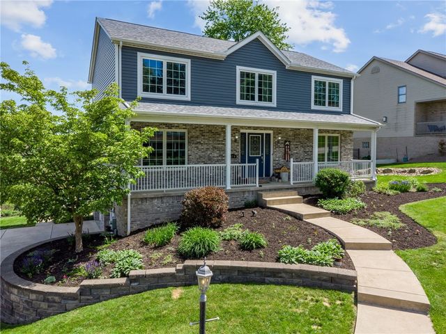 670 Meadowbrook Rd, Penn Twp, PA 15085