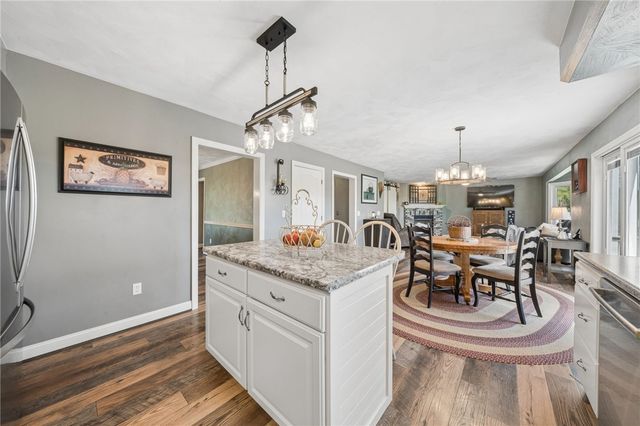 670 Meadowbrook Rd, Penn Twp, PA 15085