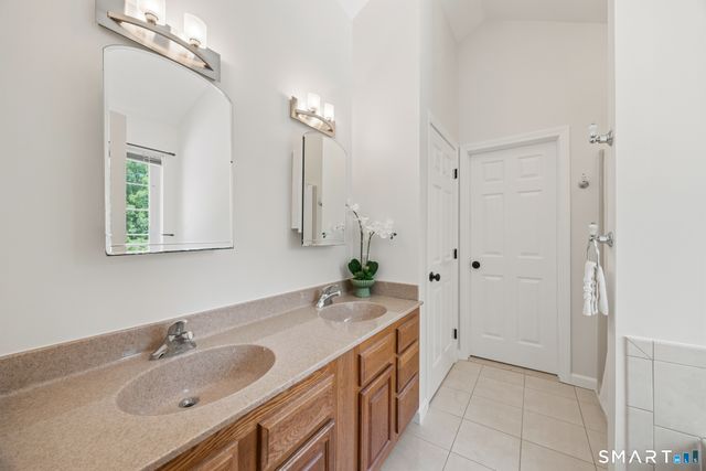 545 South Stone Street, Suffield, CT 06093