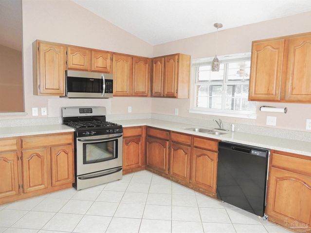 4032 Leesway Cir, Pensacola, FL 32504