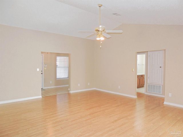 4032 Leesway Cir, Pensacola, FL 32504