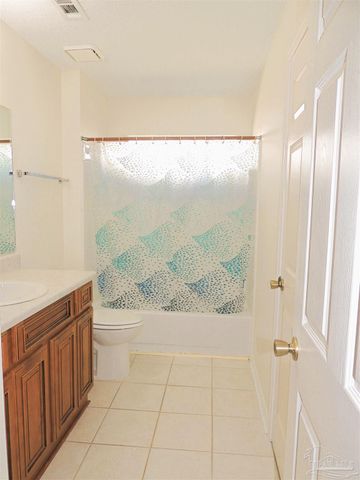 4032 Leesway Cir, Pensacola, FL 32504