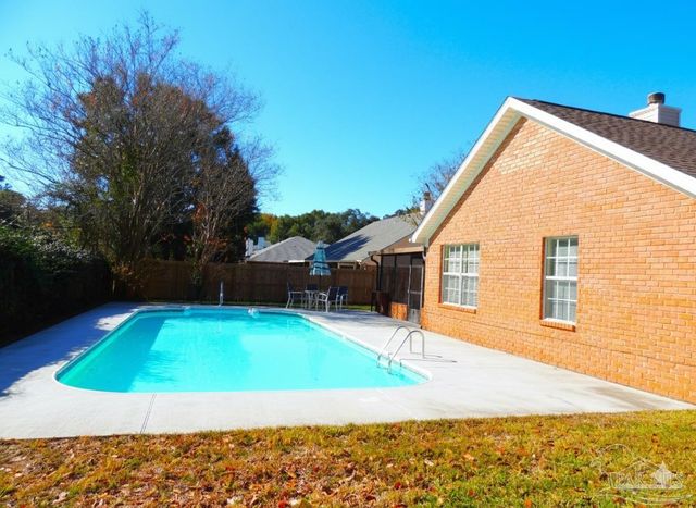 4032 Leesway Cir, Pensacola, FL 32504
