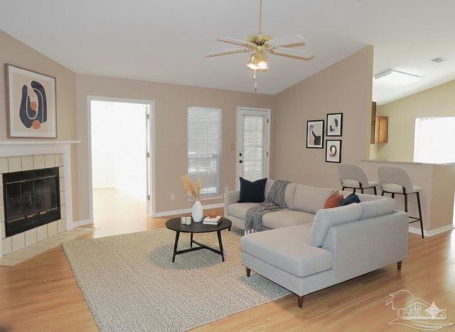 4032 Leesway Cir, Pensacola, FL 32504