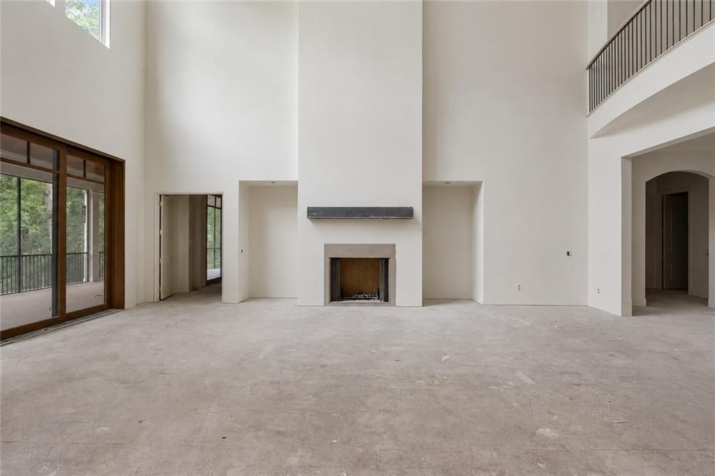 Image 10 of property listing at 13675 Freemanville Road, Milton, GA 30004