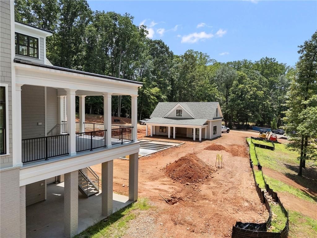Image 23 of property listing at 13675 Freemanville Road, Milton, GA 30004