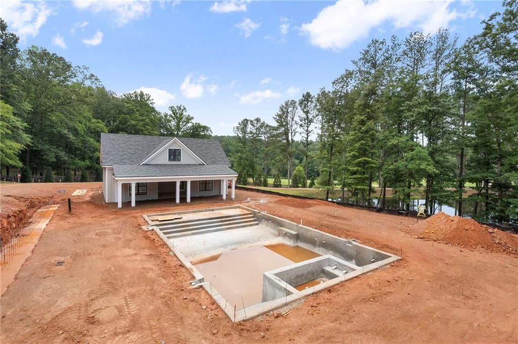 Image 24 of property listing at 13675 Freemanville Road, Milton, GA 30004