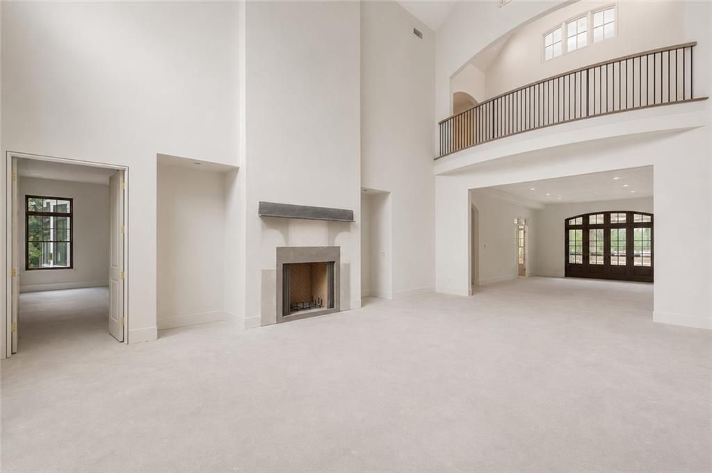 Image 7 of property listing at 13675 Freemanville Road, Milton, GA 30004