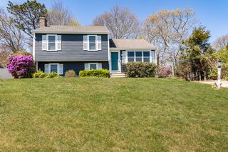 15 Mcgrath Rd, Bourne, MA 02562