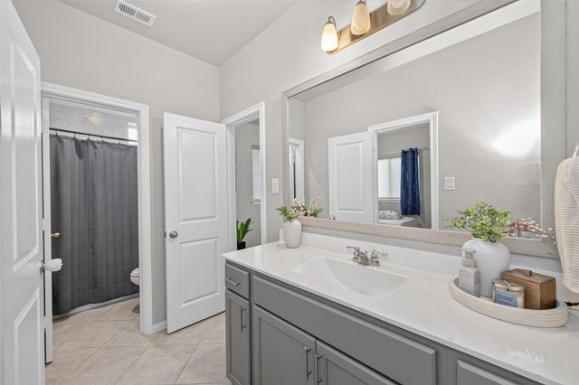15782 Cairnwell Bend Drive, Humble, TX 77346